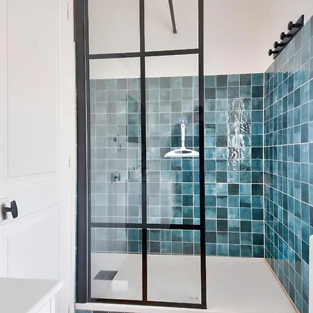 - 200m Marche - 8 Adultes - 4 Enfants Feriehus